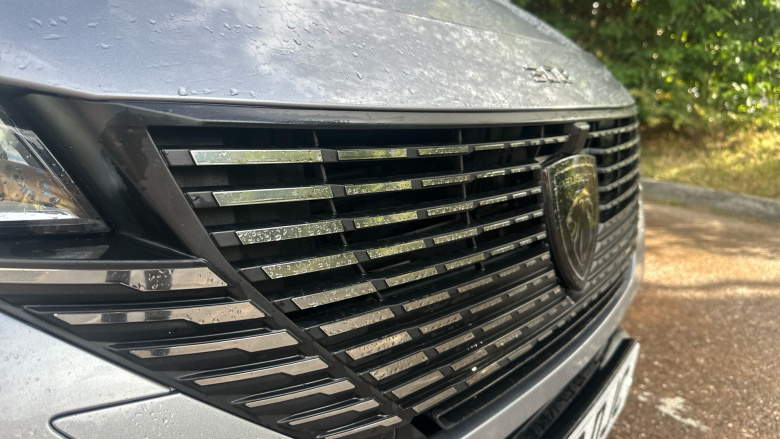 Peugeot 308 1.2 PureTech Allure Premium 5dr EAT8 Petrol Hatchback